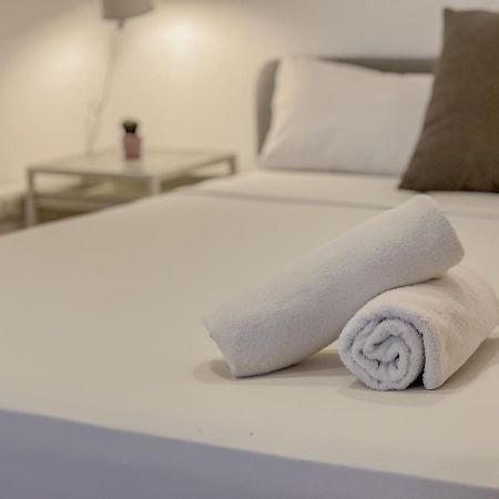 Centrico Apartamento Junto Al Cervantes Малага Екстериор снимка