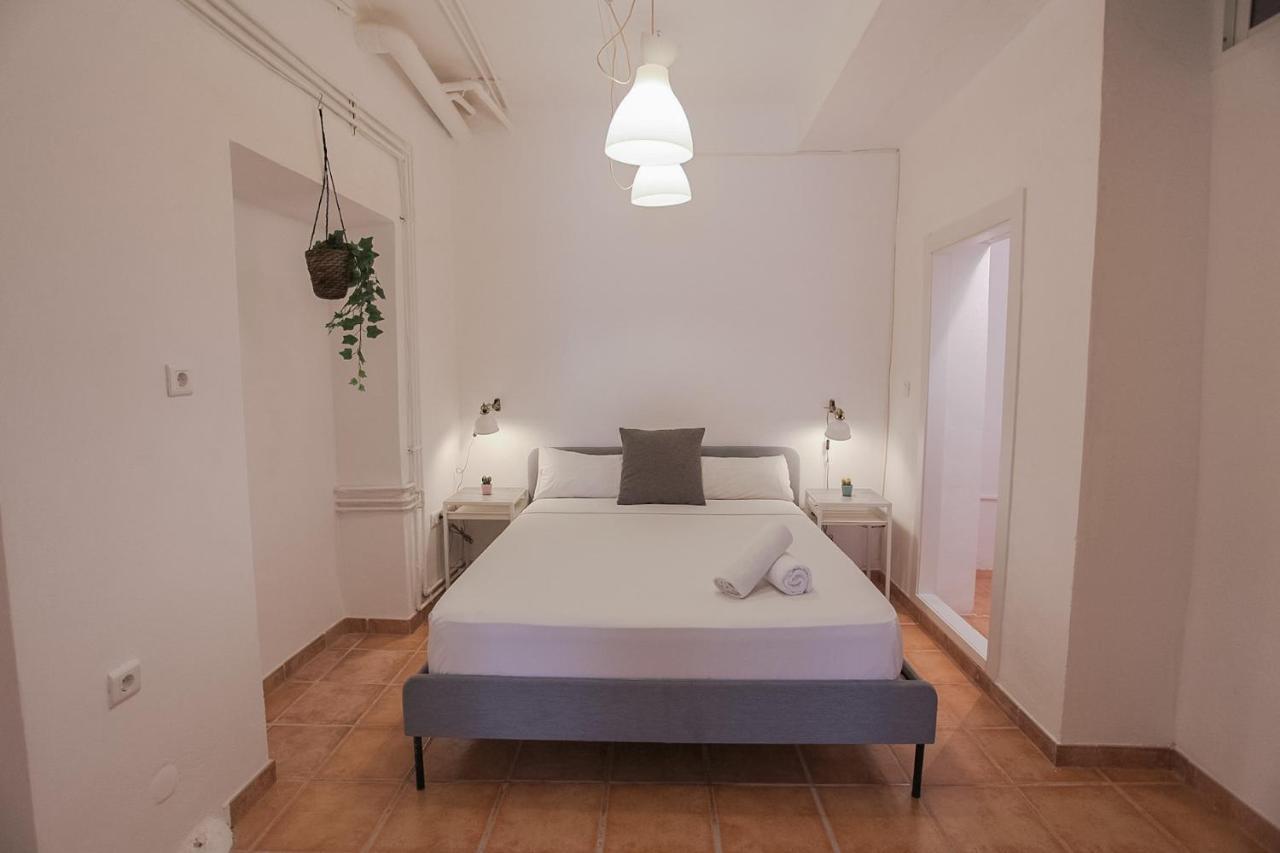 Centrico Apartamento Junto Al Cervantes Малага Екстериор снимка